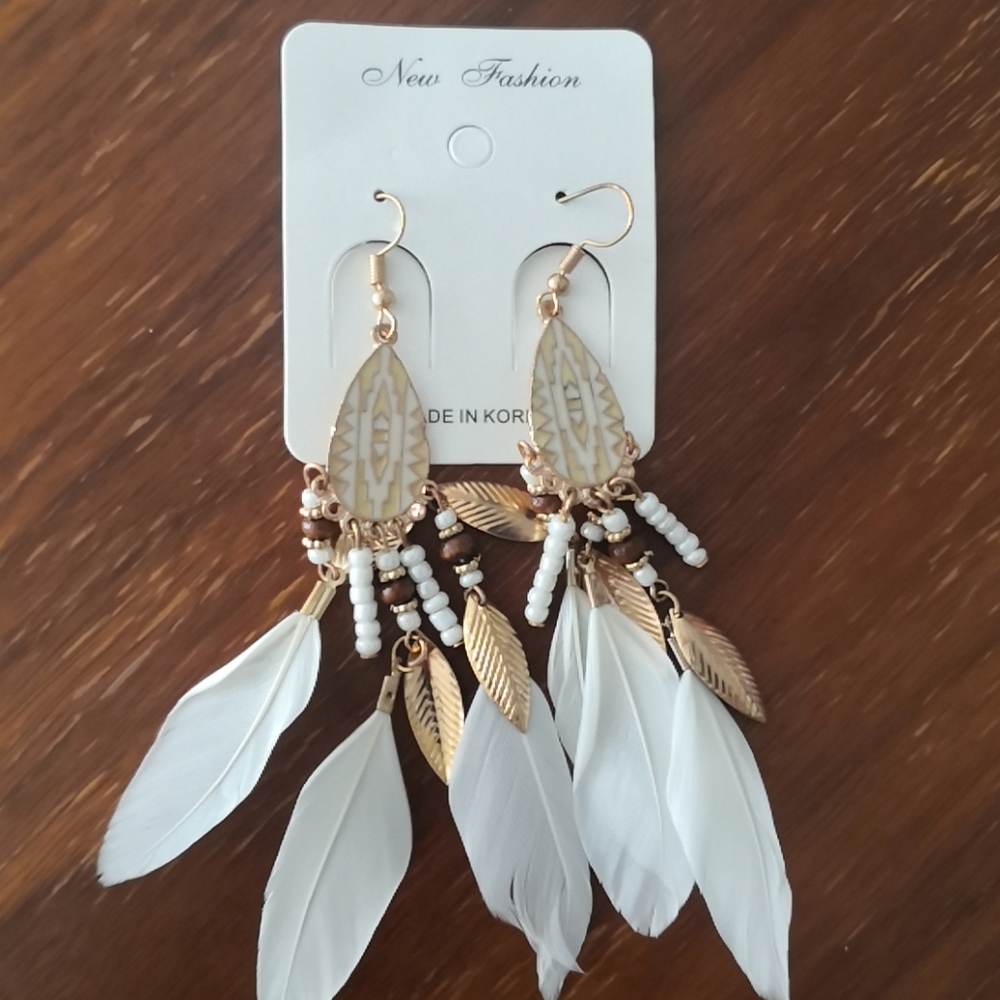 Assorted Earrings - Picture 3 of 8